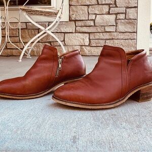 Stylish Steel Toe ankle Bootie with side zip 12